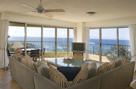 Costa Nova Holiday Apartments - Accommodation Perth 1