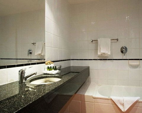 The York Canberra - Accommodation Perth 2
