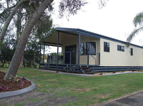 Happy Wanderer Village Caravan Park - Accommodation Perth 0