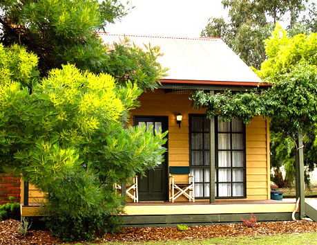 Mountain View Motor Inn And Holiday Lodges - Accommodation Perth 0