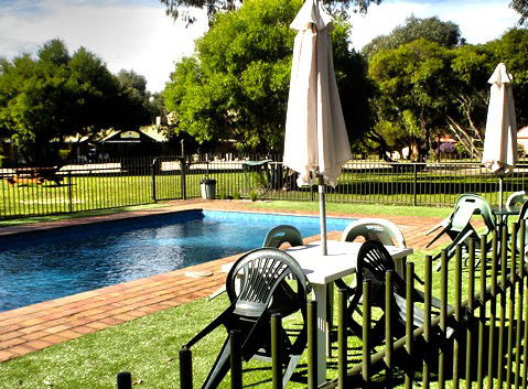 Mountain View Motor Inn And Holiday Lodges - Accommodation Perth 3