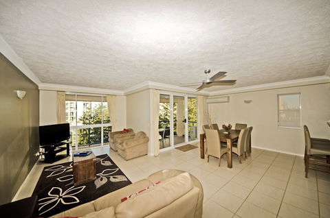 San Mateo On Broadbeach - Accommodation Perth 5