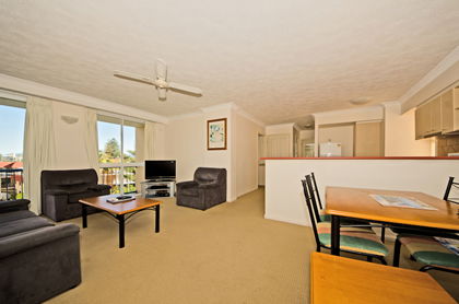 San Mateo On Broadbeach - Accommodation Perth 9