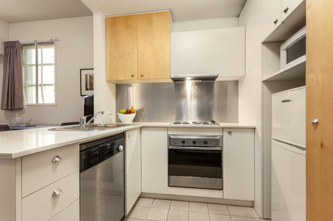 Quest On Bourke - Accommodation Perth 6