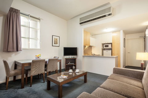 Quest On Bourke - Accommodation Perth 7