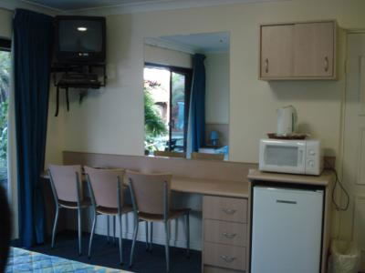 Oxley Motor Inn - Accommodation Perth 5