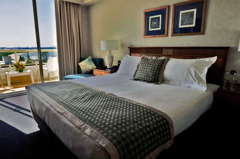 Novotel Sydney Brighton Beach - Accommodation Perth 1