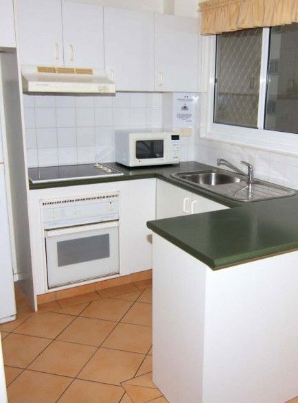 Beach Lodge Apartments - Accommodation Perth 2
