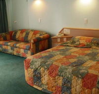 Runaway Bay Motor Inn
