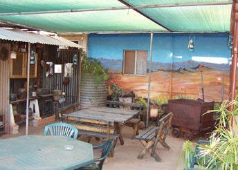 Safari Lodge Motel - Accommodation Perth 0