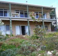 The Dog And Cockle Beach House - Accommodation Perth