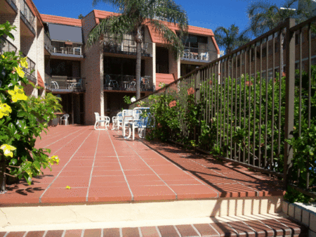 Surfspray Court Holiday Apartments - thumb 2