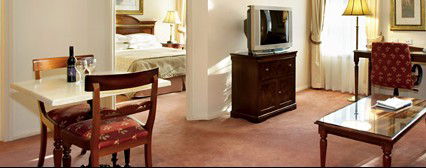 Canterbury International Hotel - Accommodation Perth 1