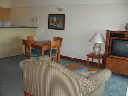 City Park Serviced Apartments - Accommodation Perth 1
