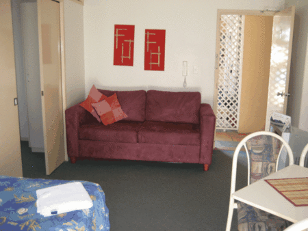 St Lucia Gardens - Perth Resorts 2