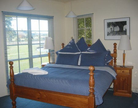 Stonelea Country Estate - Accommodation Perth 2
