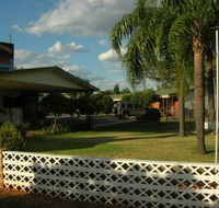 Cross Roads Motel - Accommodation Perth