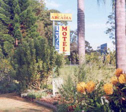 Arcadia Motel - Perth Resorts 1