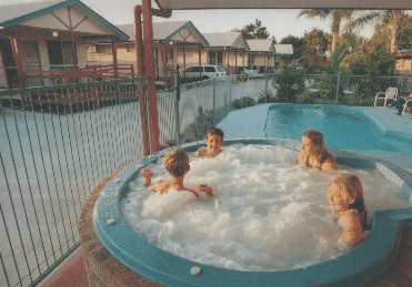 Dolphin Sands Holiday Cabins - Accommodation Perth 0