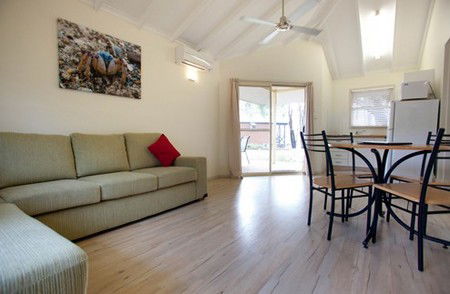 Bonny Hills Caravan Park - Accommodation Perth 3