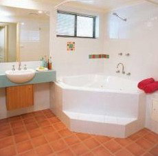 Flynns Beach Resort - Accommodation Perth 4