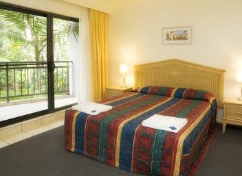 Flynns Beach Resort - Accommodation Perth 5