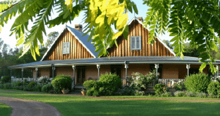 Carriages Country House - Accommodation Perth