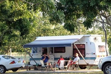 Aussie Outback Oasis Cabin And Van Village - Accommodation Perth 2