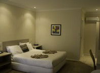 Lincoln Cottage Motor Inn - Accommodation Perth 1