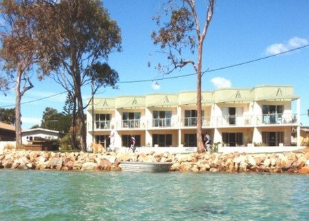 Merimbula Lake Apartments - Accommodation Perth 2