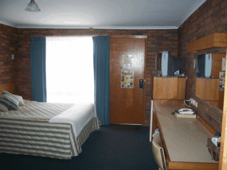 Golden Palms Motel - Perth Resorts 5