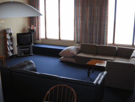Valhalla Lodge - Perth Resorts 4