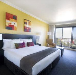 Crowne Plaza Norwest - Accommodation Perth 3