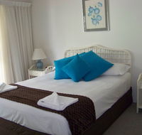 Old Burleigh Court Holiday Apartments - Accommodation Perth