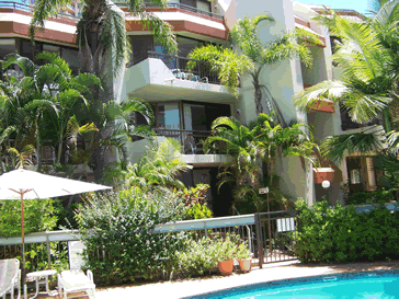 Old Burleigh Court Holiday Apartments - Accommodation Perth 4