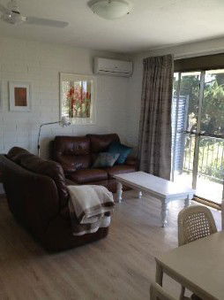 Aquarius Holiday Apartments - Accommodation Perth 3