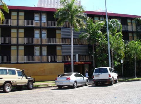 Poinciana Inn - Accommodation Perth 0