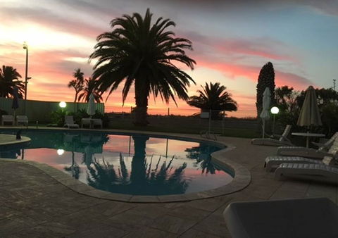 Busselton Beach Resort - Accommodation Perth 2