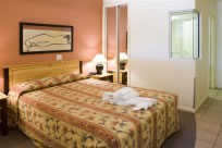 Grand Palais Beachside Resort - Accommodation Perth 10