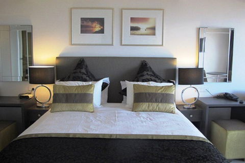 Amooran Court - Accommodation Perth 0