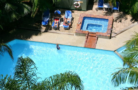 Horizons Burleigh Heads Holiday Apartments - Accommodation Perth 0