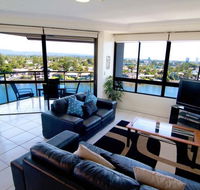 Surfers Hawaiian - Accommodation Perth