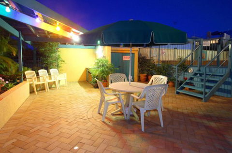 Sunshine Towers Apartments - Accommodation Perth 3