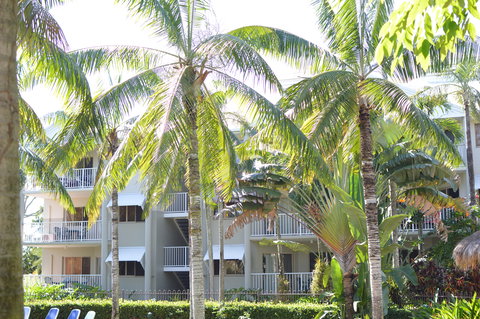 Cairns Beach Resort - Accommodation Perth 1