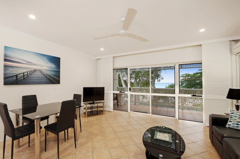 Marlin Waters Beachfront Apartments - Accommodation Perth 2