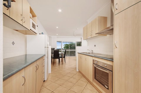 Marlin Waters Beachfront Apartments - Accommodation Perth 4