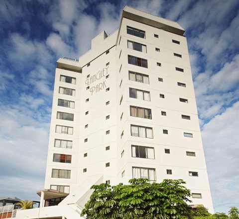 Langley Park Holiday Apartments - Accommodation Perth 0