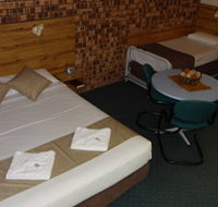Surfside Resort Motel - Accommodation Perth