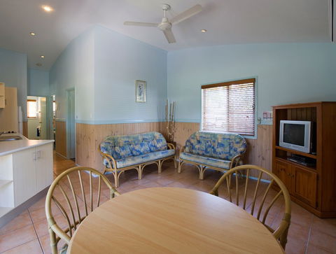 Coolum Beach Holiday Park - Accommodation Perth 2