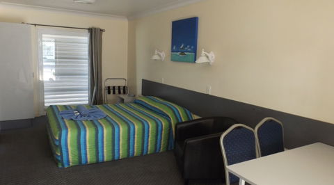 Central Point Motel - Accommodation Perth 1